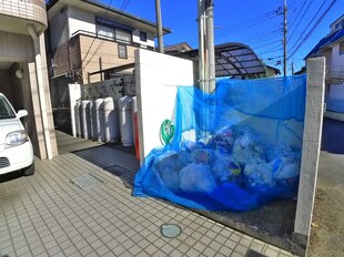 マンション太田窪の物件外観写真